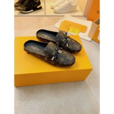 Louis Vuitton Low Shoes